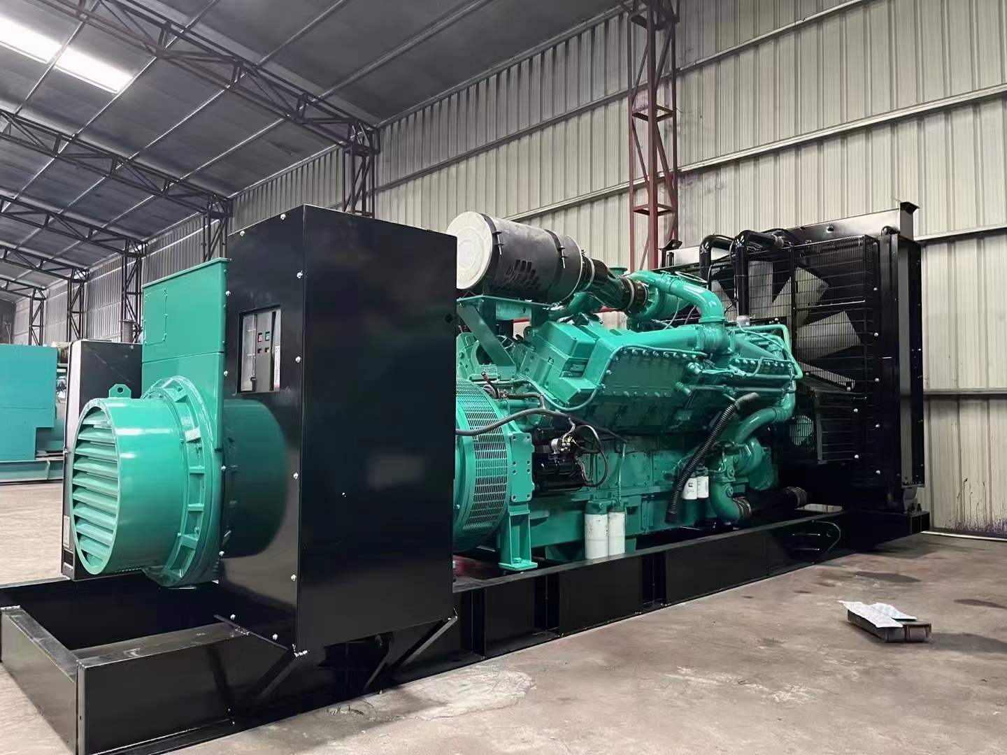 昂昂溪如何降低 800kW 柴油发电机输出电流的波动？