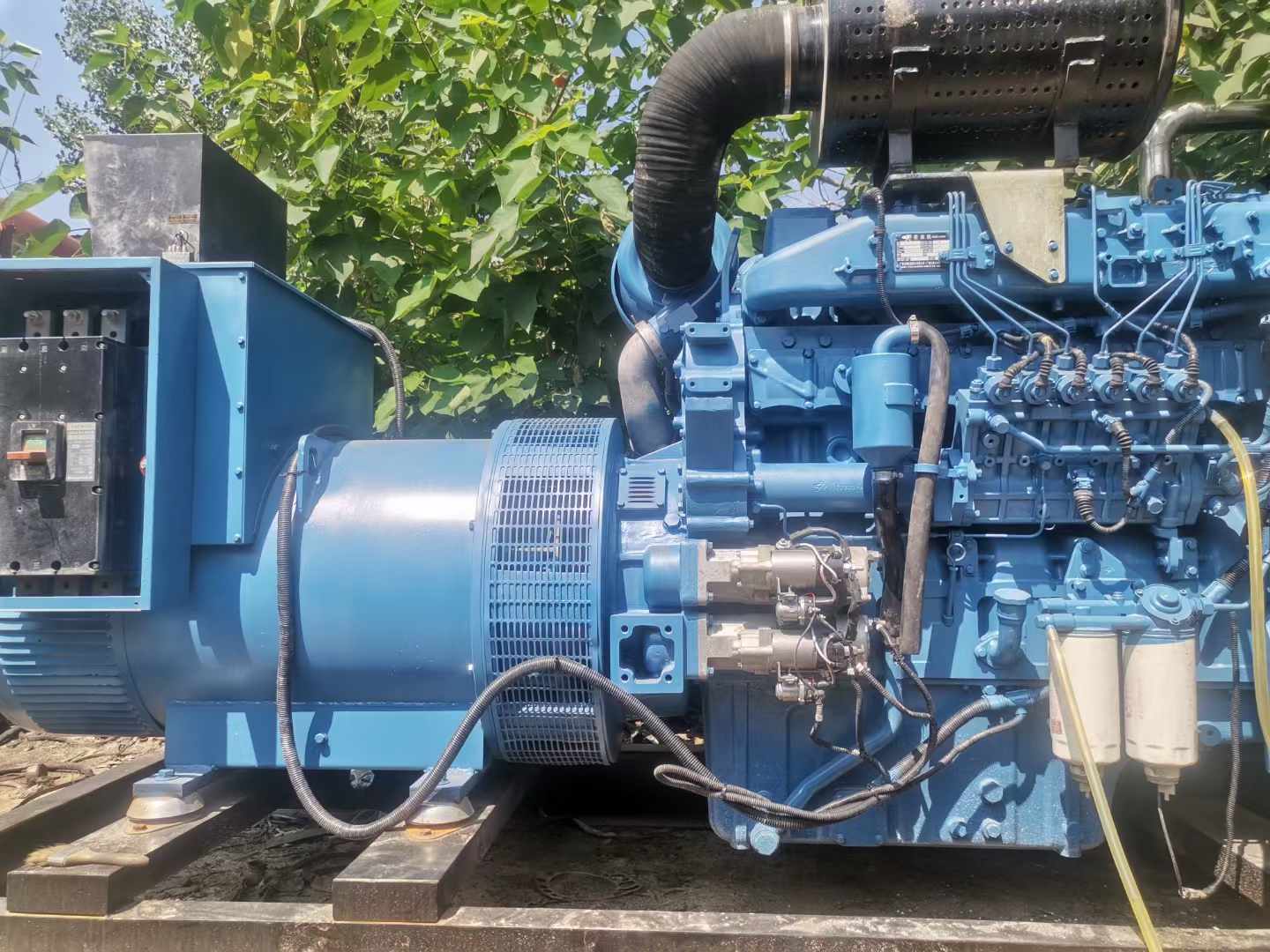 昂昂溪详细说明降低 800kW 柴油发电机输出电流波动的方法