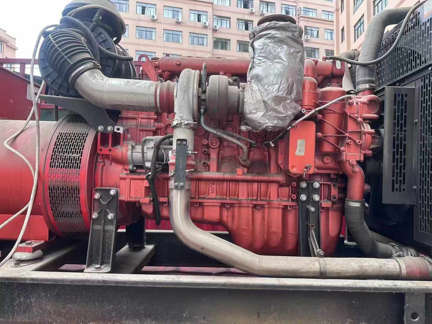 昂昂溪如何选择适合 600kW 柴油发电机组的过载保护器？